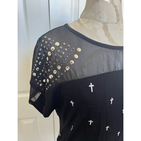 Vocal Cross Short Sleeve Top with Sheer Upper Layer + Studded Sleeves Small - Picture 3 of 8